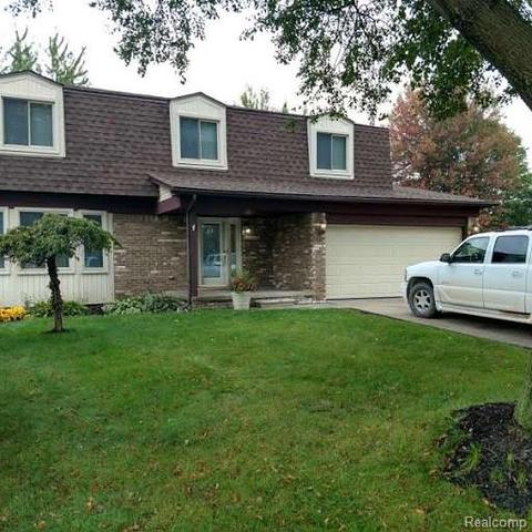 29634 Mackenzie Cir E, Warren, MI 48092 photo 1