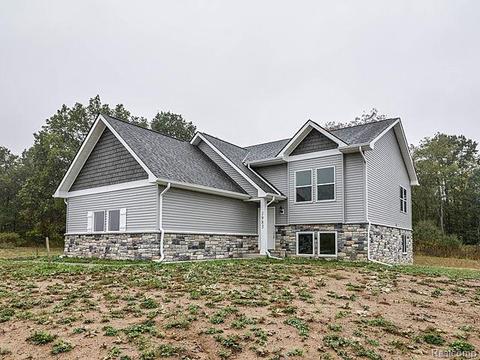 1983 Bridgets Way, Gregory, MI 48137 photo 1