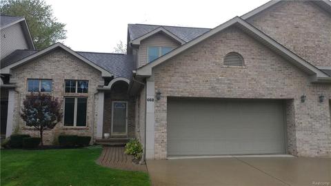 662 Olde Ivy Ln, Howell, MI 48843 photo 1