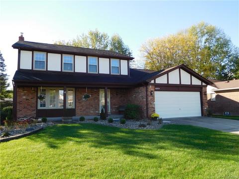 43979 Cranberry Dr, Canton, MI 48187 photo 1