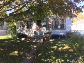 227 E Baker Ave, Clawson, MI 48017 photo 1
