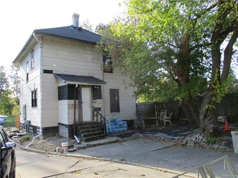 1424 Lyon St, Flint, MI 48503 photo 1