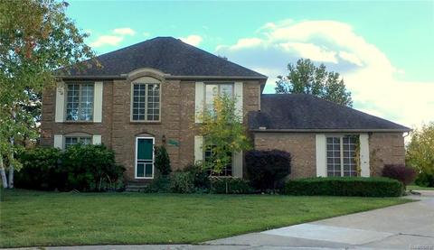 975 Emerson Dr, Troy, MI 48084 photo 1