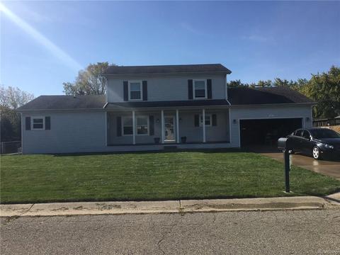2285 Bernard St, Monroe, MI 48162 photo 1