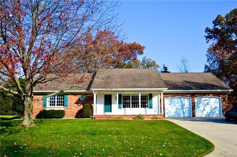 618 Turnberry Dr, Saint Clair, MI 48079 photo 1