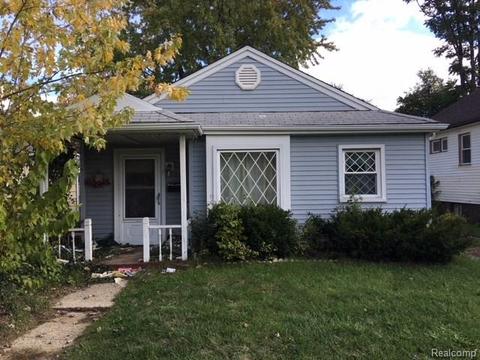 328 Pinecrest Dr, Ferndale, MI 48220 photo 1
