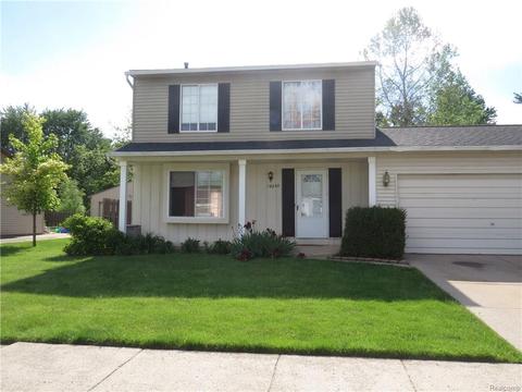16230 Oaktree Ln, Romulus, MI 48174 photo 1