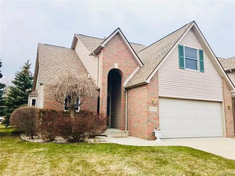 2031 Golfcrest Dr, Davison, MI 48423 photo 1