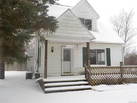 3274 E Pierson Rd, Flint, MI 48506 photo 1