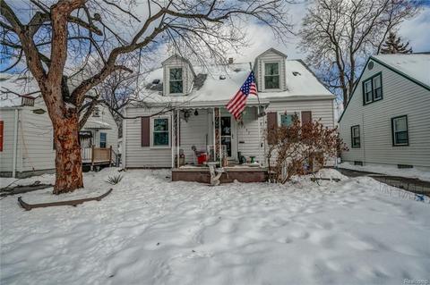 4447 Chamberlain St, Wayne, MI 48184 photo 1