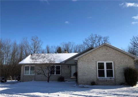 1111 Richman Rd, Saint Clair, MI 48079 photo 1