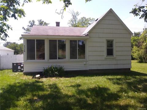 6738 Inkster Rd, Romulus, MI 48174 photo 1