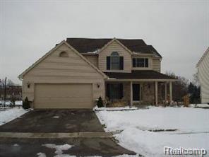 493 Webber Dr, Temperance, MI 48182 photo 1