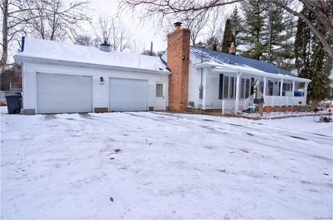 6107 River Rd, Flushing, MI 48433 photo 1