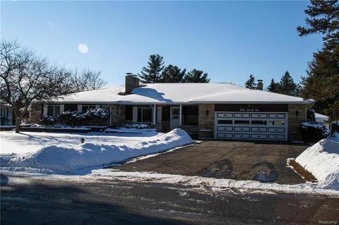 4075 Marianne Dr, Flushing, MI 48433 photo 1