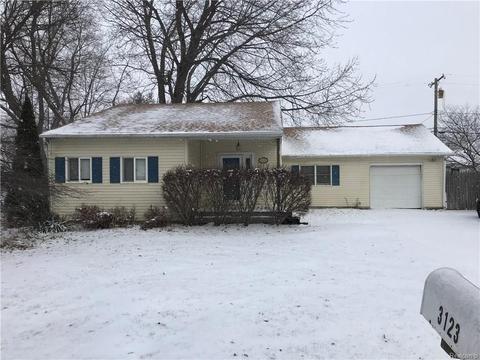 3123 3rd St, Monroe, MI 48162 photo 1