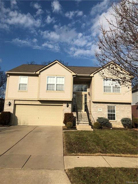 35800 Abbey Dr, Romulus, MI 48174 photo 1