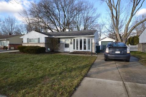271 Lyons Dr, Troy, MI 48083 photo 1
