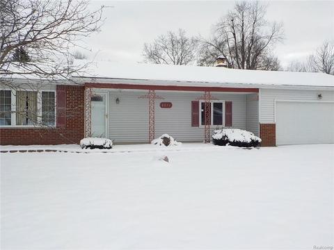 8076 Derrymore Dr, Davison, MI 48423 photo 1