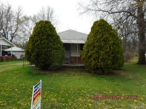 11484 Moore St, Romulus, MI 48174 photo 1