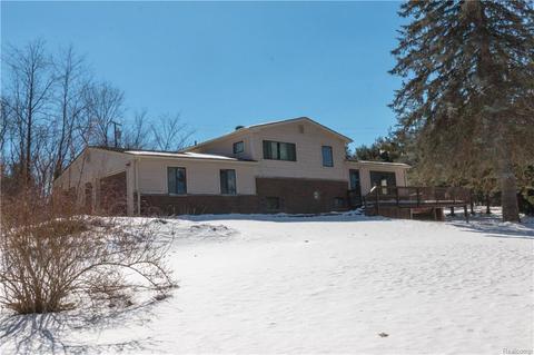 4040 E Allen Rd, Howell, MI 48855 photo 1