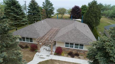 3680 Lakeshore Rd, Deckerville, MI 48427 photo 1