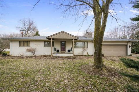 9785 Meisner Rd, Casco, MI 48064 photo 1
