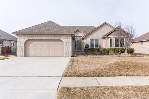 21413 Rome Dr, Macomb, MI 48044 photo 1