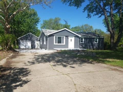 815 Moore St, Davison, MI 48423 photo 1
