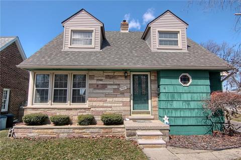 407 E Huron River Dr, Belleville, MI 48111 photo 1