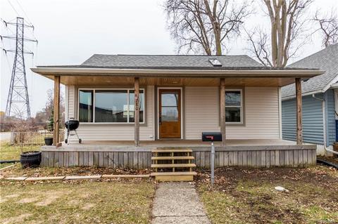 780 E Hazelhurst St, Ferndale, MI 48220 photo 1