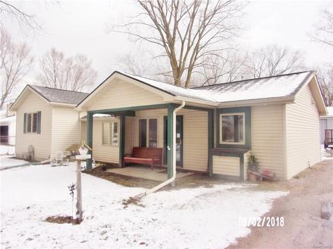 7312 Neff Rd, Mount Morris, MI 48458 photo 1