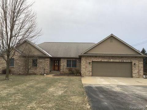9016 Warner Rd, Saline, MI 48176 photo 1
