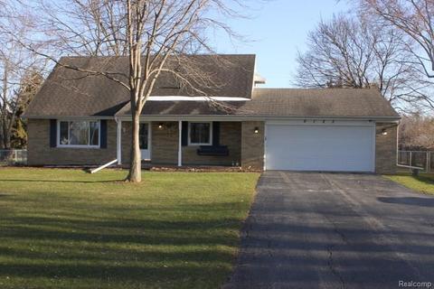 9123 W Potter Rd, Flushing, MI 48433 photo 1