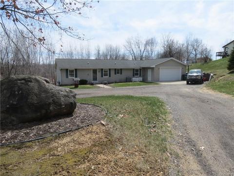 5003 Mason Rd, Howell, MI 48843 photo 1