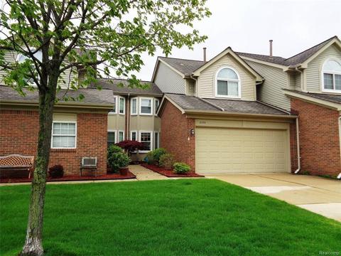 15759 Golfview Dr, Riverview, MI 48193 photo 1