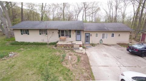 15285 Outer Dr, Linden, MI 48451 photo 1