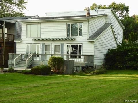 3233 Pointe Tremble Rd, Algonac, MI 48001 photo 1