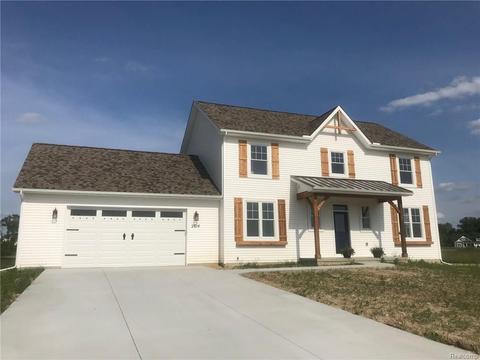 2814 Clivedon Rd, Howell, MI 48843 photo 1