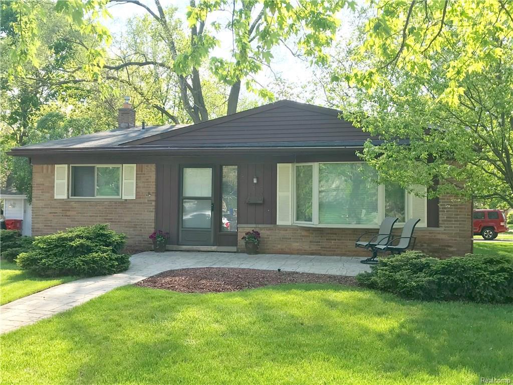 1355 N Oak St, Rochester, MI 48307 MLS 218043261