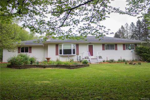 1700 Noble, Leonard, MI 48367 photo 1