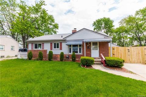 31112 Lyons Cir E, Warren, MI 48092 photo 1