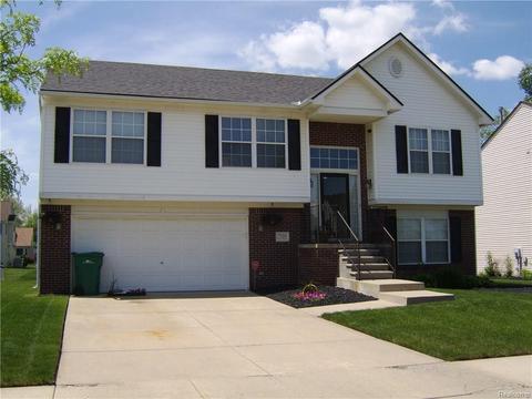 7954 Silo Dr, Romulus, MI 48174 photo 1
