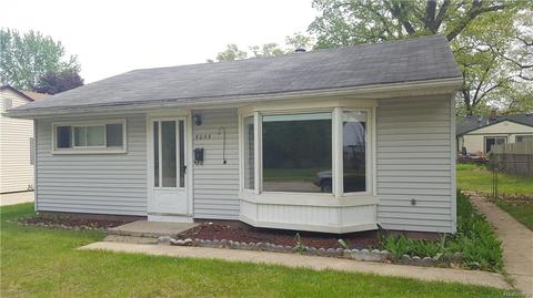 5055 Hunt St, Wayne, MI 48184 photo 1