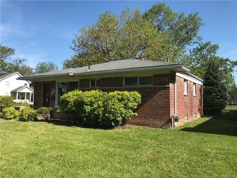 31758 Taft St, Wayne, MI 48184 photo 1