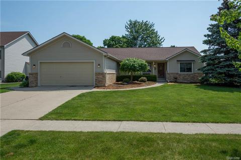 824 Meadow Dr, Davison, MI 48423 photo 1