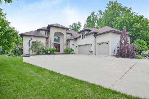 2700 Timber Lane Dr, Flushing, MI 48433 photo 1