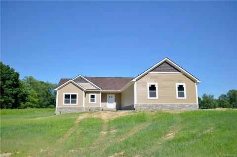 5220 Mack Rd, Howell, MI 48855 photo 1