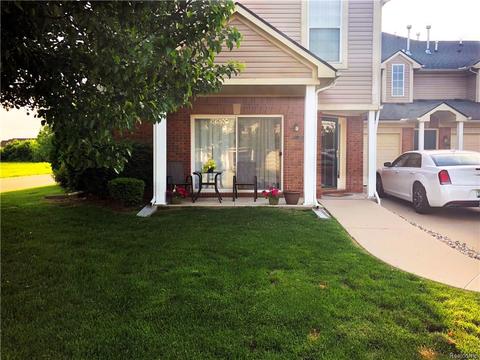 45635 Gable Dr, Macomb, MI 48044 photo 1