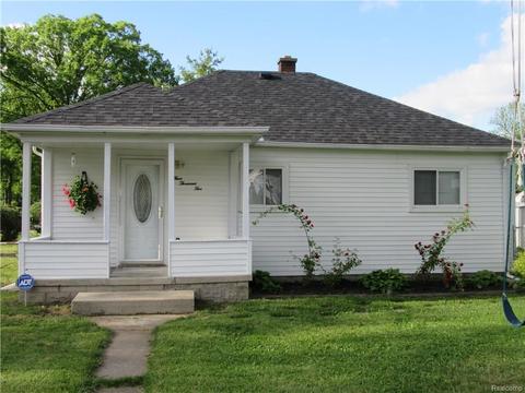 3005 5th St, Monroe, MI 48162 photo 1